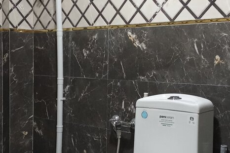 اتاق می جان طبقه اول در بوم گردی رشت