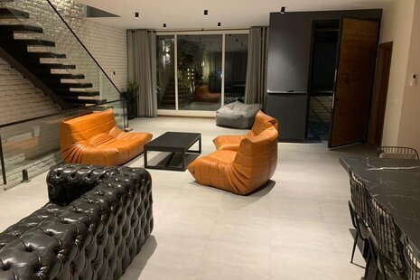 ویلا تریپلکس استخردار دوخواب در رودهن