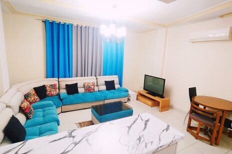 آپارتمان مبله یک خواب درمیرمهنا کیش دنج 11