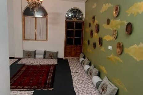 اتاق 4 در اقامتگاه بومگردی در فردوس