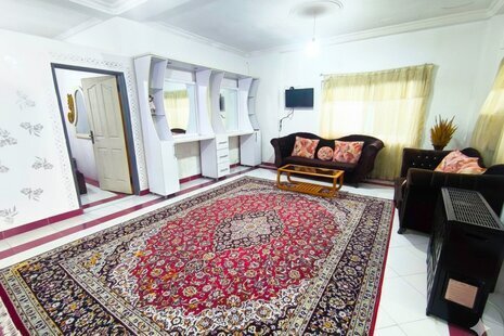 واحد تکخواب نیکوکار 1 در طبقه اول ویلای چالوس