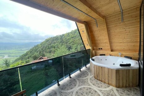 کلبه سوئیسی دوبلکس دوخواب جکوزی دار در سوادکوه