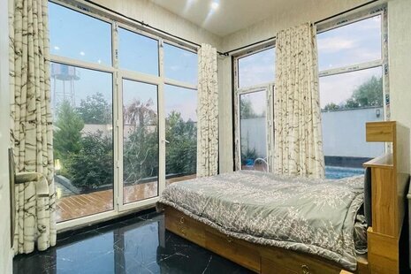 خانه ویلایی سه خواب استخردار بنفشه در چهارباغ