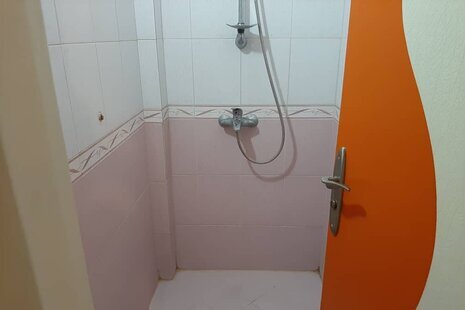 آپارتمان دو خواب واحد 4 در همدان