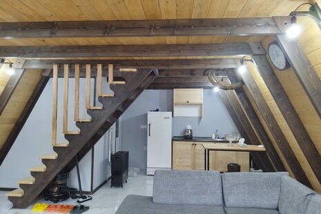 کلبه دوبلکس سوئیسی رز در کلاردشت