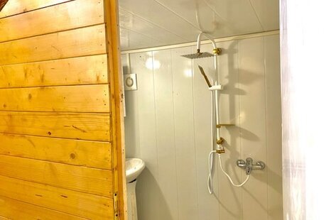 کلبه چوبی سوئیسی تکخواب در فیروزکوه