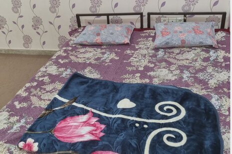 آپارتمان مبله دوخواب قبله در لار