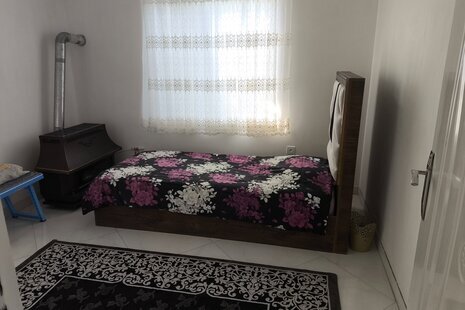 واحد مبله سه خواب در طبقه همکف ویلا در کلاردشت