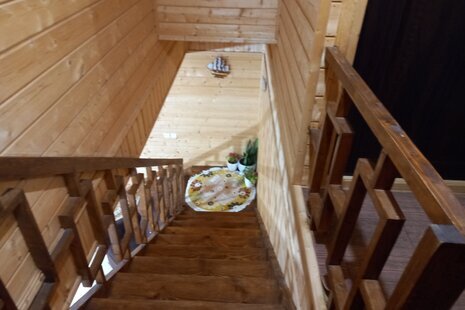 کلبه چوبی دوبلکس دو خواب چشمه در روستا ورمیه ماسال