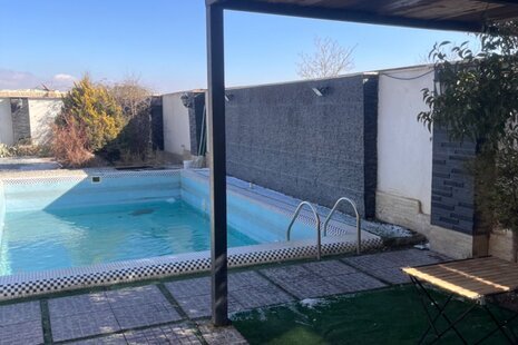 ویلا  دوبلکس استخردار دوخواب فانی در چهارباغ