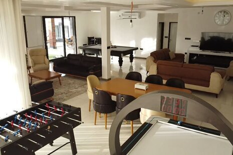 ویلا استخردار سه خواب نیکان در ساوجبلاغ