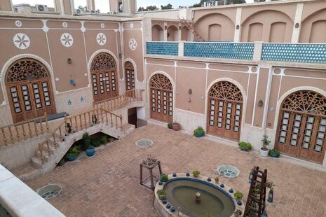 اتاق 4 تخته در هتل سنتی در یزد