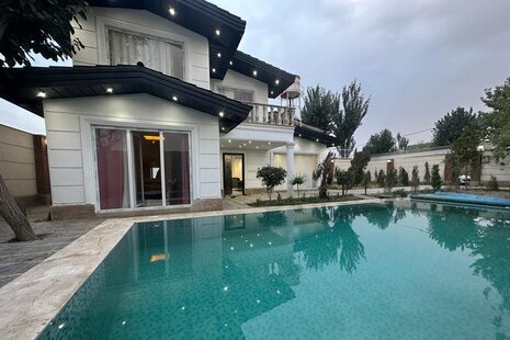 ویلا دوبلکس استخردار چهارفصل سه خواب در کردان