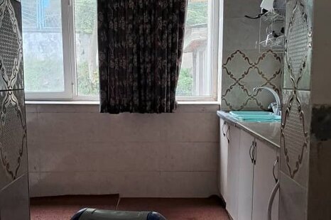 اتاق 3 تخت در اقامتگاه بومگردی آمل 4