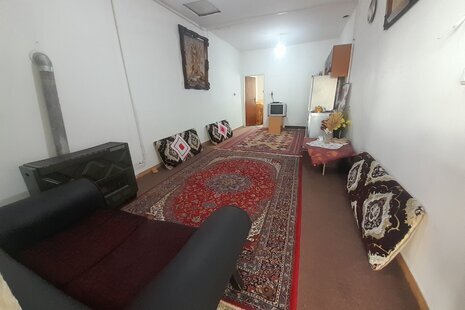 واحد مبله تکخواب در طبقه اول ویلا یاس در رشت