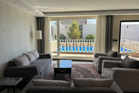 ویلا دو خواب استخرآبگرم رُز در کردان