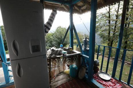 واحد تکخواب در طبقه دوم ویلای فومن