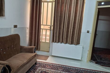 آپارتمان مبله دو خواب گل رز واحد 4 در یزد