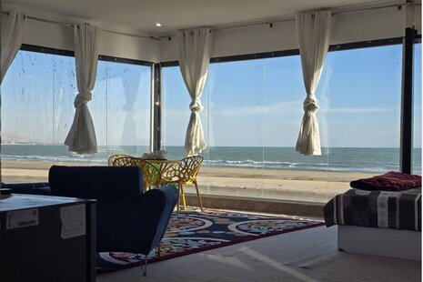 سوئیت 2 ساحلی در مجتمع اقامتی محمدزاده کنگان