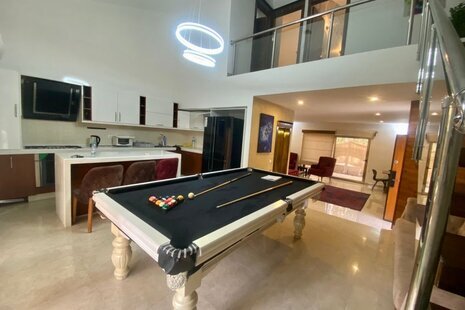 ویلا 2 خواب بیلیارد،جکوزی دار vip در کیش