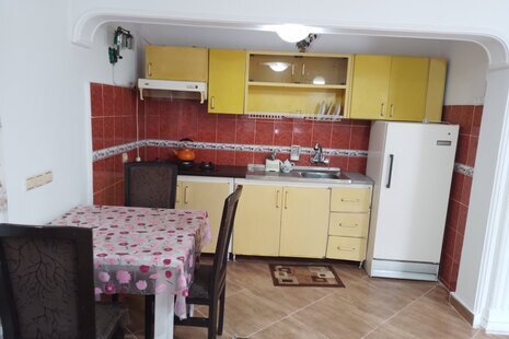 واحد دوخواب مبله آرام در طبقه اول ویلای رامسر