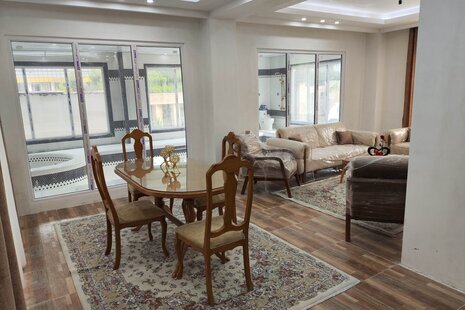 واحد استخردار دوخواب طبقه همکف ویلا در چالوس