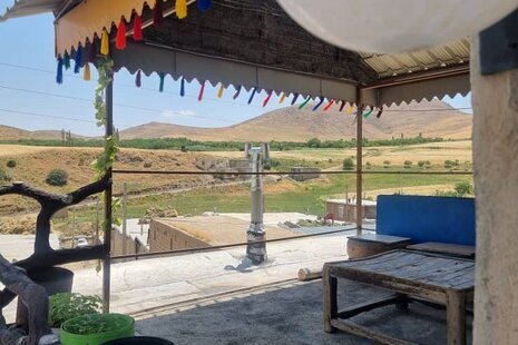 اتاق (4) در اقامتگاه بومگردی در مهاباد