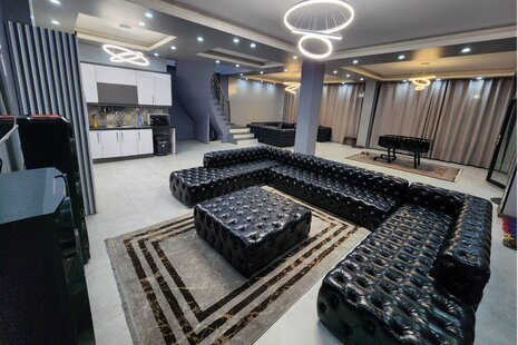 ویلا عمارت استخردار مدرن 3 خواب ترانسیلوانیا در کردان