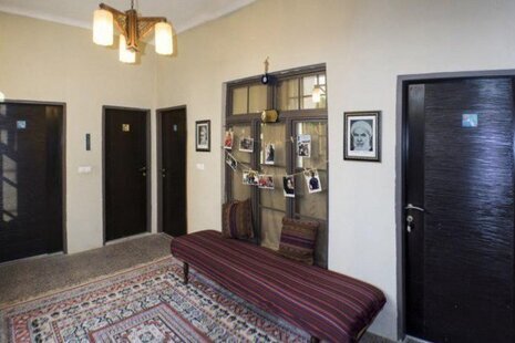 اتاق 2 نفره فروغ فرخزاد در اقامتگاه بومگردی در شیراز