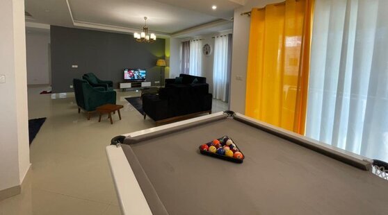 آپارتمان سه خواب در دهکده ساحلی کیش