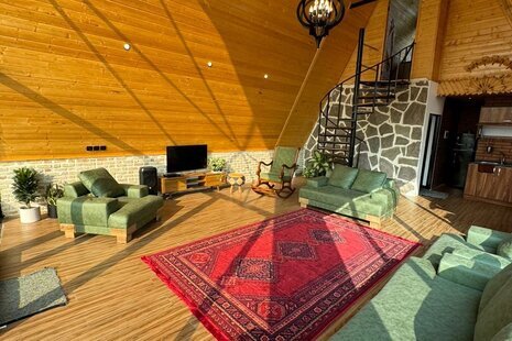 کلبه سوئیسی استخردار دوخواب آرتام 2 در رامسر