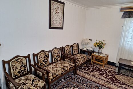 واحد تکخواب در طبقه اول ویلای بابل