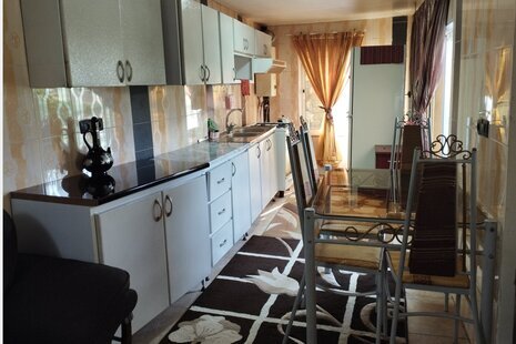 ویلا با ویو به دریاچه اختصاصی در لنگرود