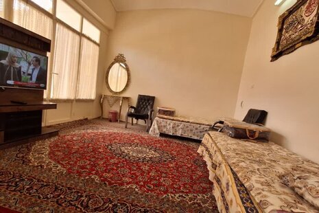 خانه سنتی ویلایی در کاشان