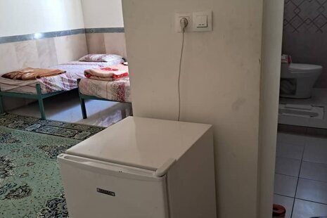 اتاق 3 تخت در اقامتگاه بومگردی آمل 1