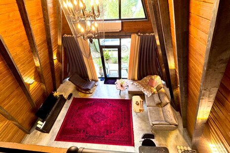 کلبه سوئیسی جکوزی دار دوخواب آرامش در چالوس