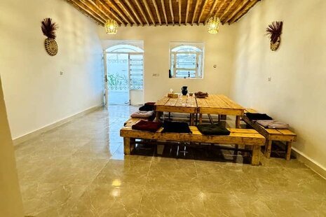 اتاق یک تخت دبل هفت چاکرا در بومگردی طبل