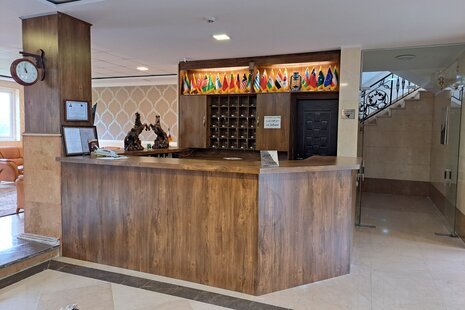 واحد تکخواب 6 تخته در هتل آپارتمان صومعه سرا