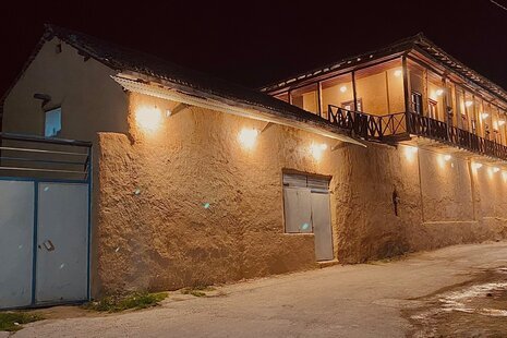 اتاق صفویان در اقامتگاه بومگردی گلوگاه