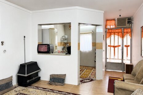 واحد مبله تکخواب طبقه همکف ویلا در علی آباد