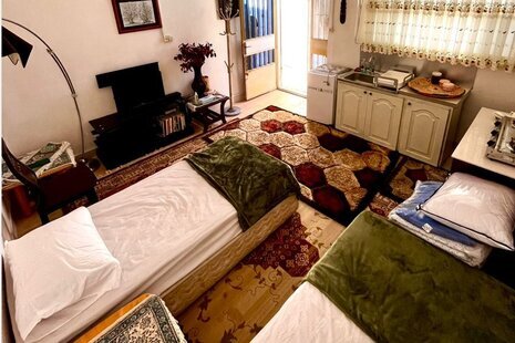 سوئیت یادبود در شهرک گلستان قشم