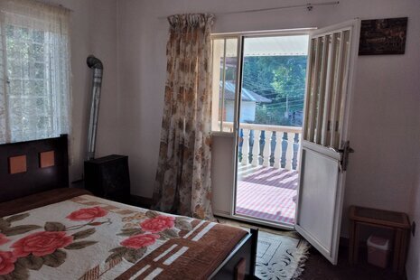 واحد دوخواب چشمه در طبقه دوم ویلای رامسر