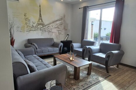 ویلا استخردار مبله تکخواب گیسو در چهارباغ