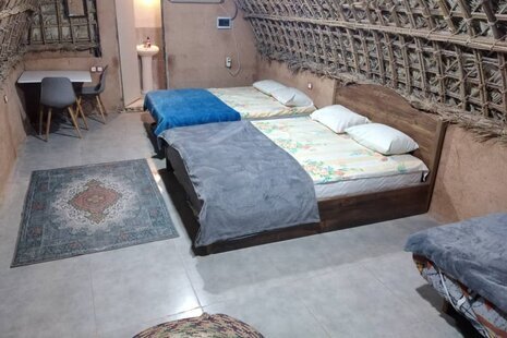 واحد مداد رنگی در اقامتگاه بومگردی هرمز