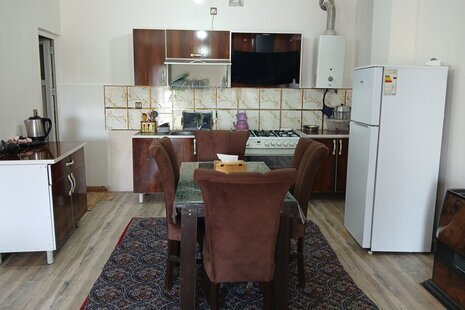 واحد طبقه همکف تک خواب مبله در شفت