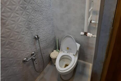 واحد در طبقه دوم تکخواب ویلا مردابی لاهیجان