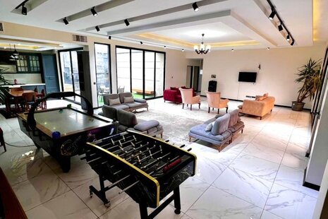 ویلا دوبلکس سه خواب فول استخر جکوزی دار در چهارباغ