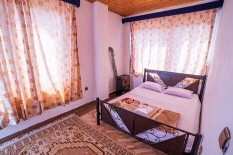 واحد مبله تک خواب رو به دریا در هتل آپارتمان نوشهر