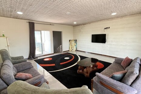 واحد مبله دوبلکس دوخواب در طبقه دوم ویلا در محمودآباد
