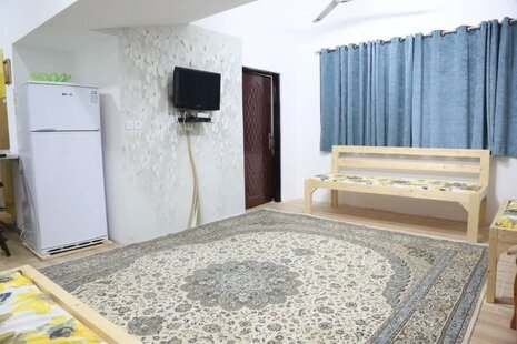 واحد دوخواب در طبقه سوم ویلای کلاردشت